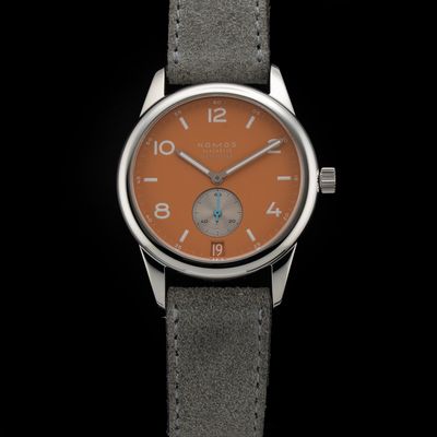 NOMOS Glashütte Club 38 Sienna 733.S4