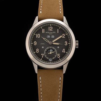 Patek Philippe Complications 5326G-001