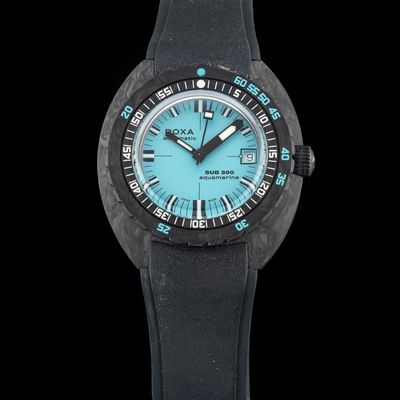 DOXA Sub 300 Carbon Aquamarine 822.70.241.20 on Strap