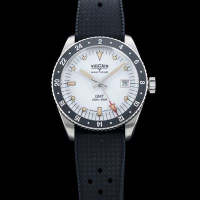Vulcain 680174A57.BAR200 Skindiver GMT White Luminova Beige