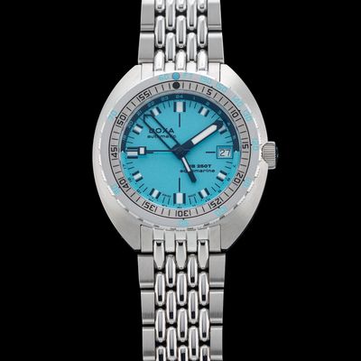 DOXA 855.10.241.10 SUB 250T Aquamarine On Stainless Steel Bracelet