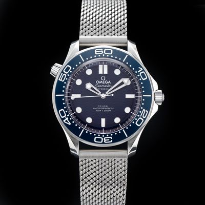 Omega 210.30.42.20.03.002 Seamaster Diver 300 James Bond 60th Anniversary