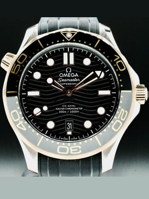 Omega 210.22.42.20.01.002 Seamaster Diver 300M Co-Axial Master Chronometer Sedna Gold