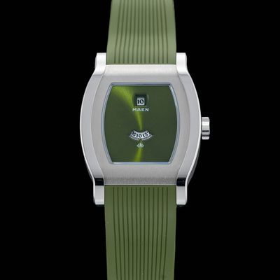 Maen Grand Tonneau Jump Hour - MNL.02