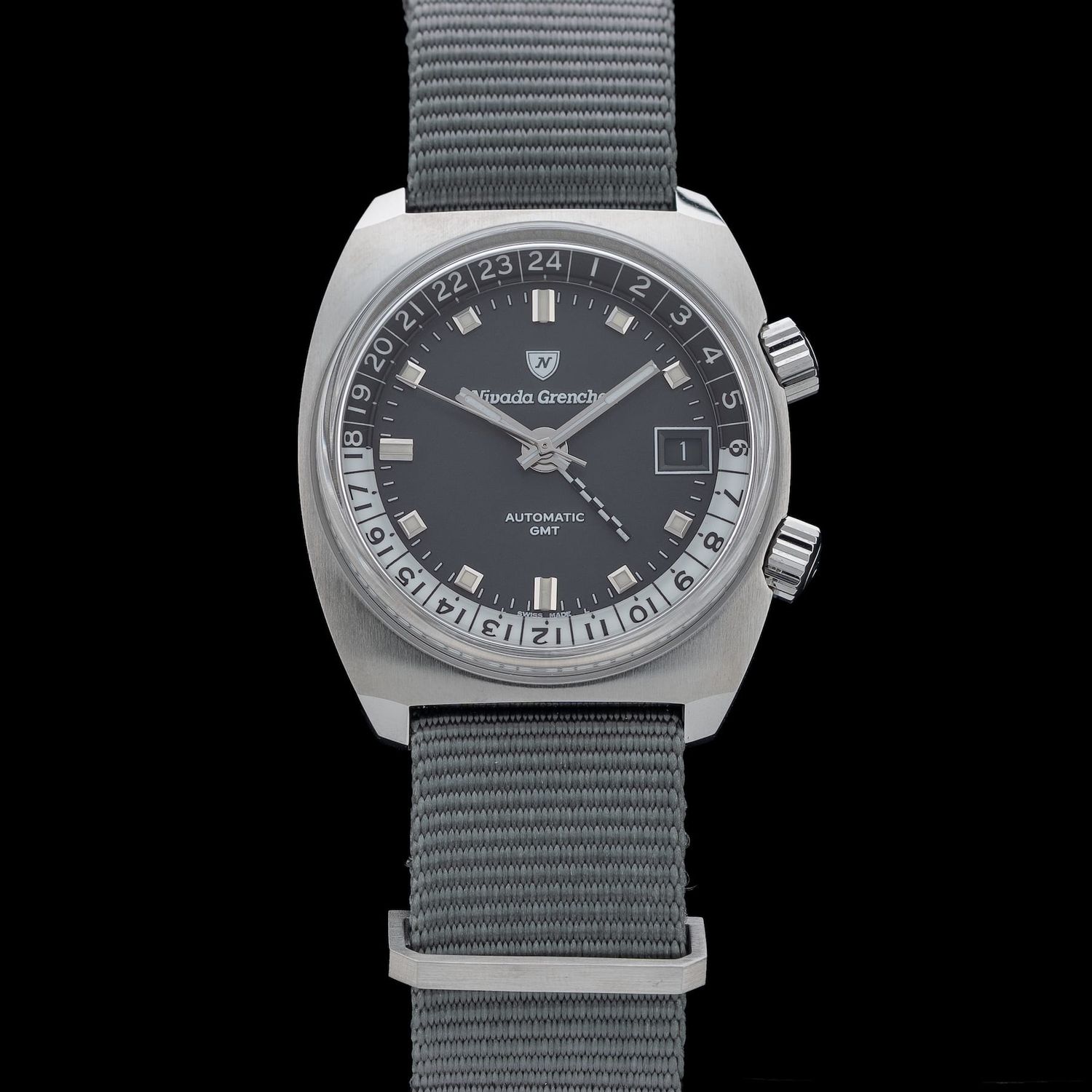 Nivada Grenchen Antarctic GMT Limited Edition 32073A - Exquisite