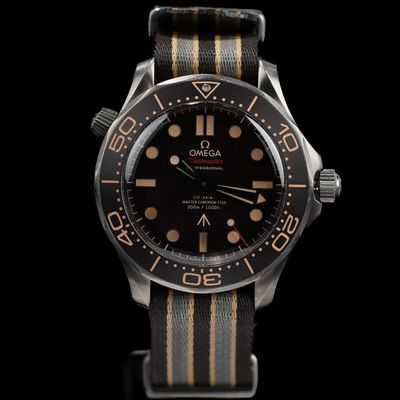 Omega Seamaster Diver 300 007 Edition on NATO Strap 210.92.42.20.01.001