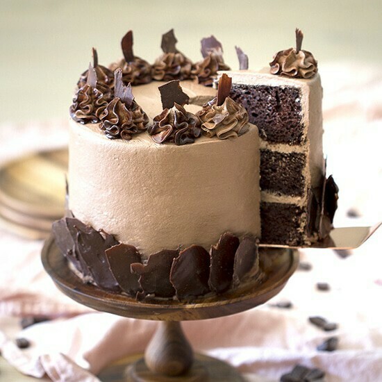 Triple layers, Single cake flavor (tall cakes)