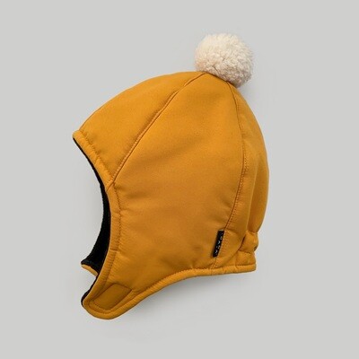 Зимняя шапка (golden yellow)