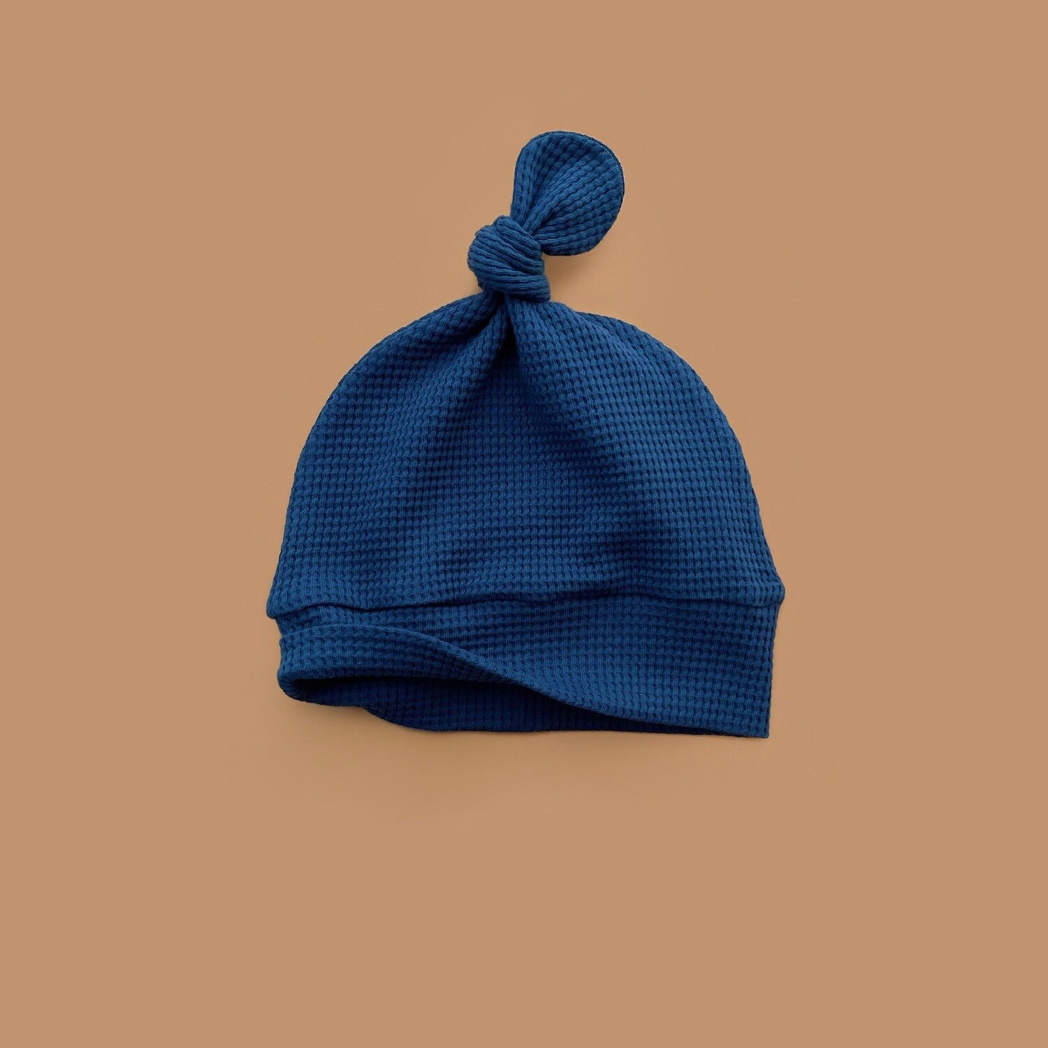 Лёгкая вафельная шапочка (глубокий синий)