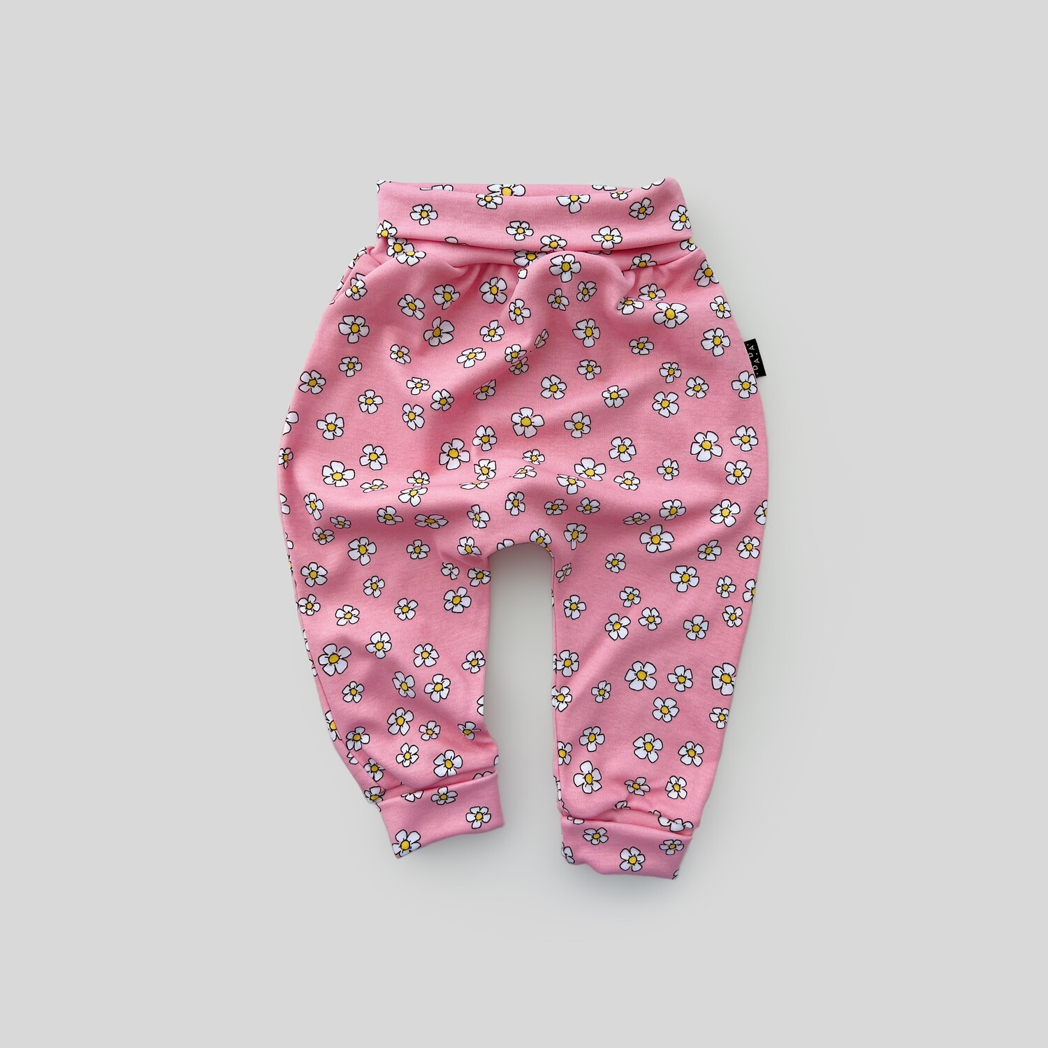Легкие трикотажные брюки (ромашки на розовом)