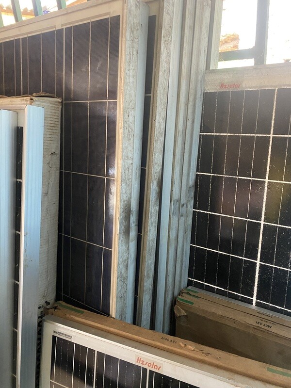 Panneaux Solaires casse 250W