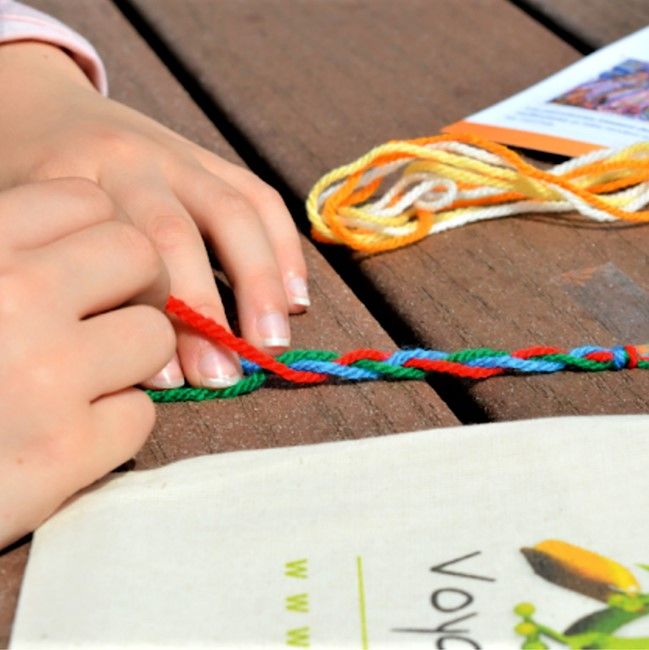 Kit DIY - Pérou - Bracelets tressées en laine + marque-pages - Matériel Sup