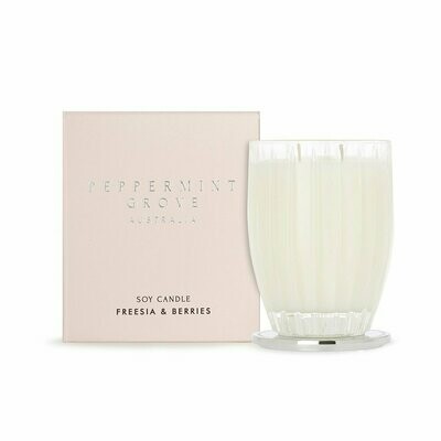 Freesia & Berries Scented Candle