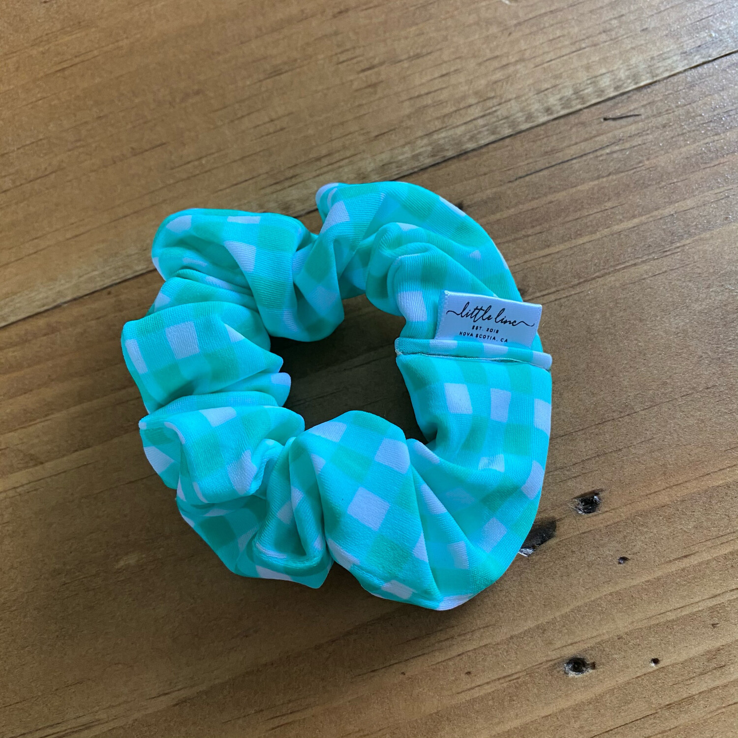 TIA ATHLETIC SCRUNCHIE