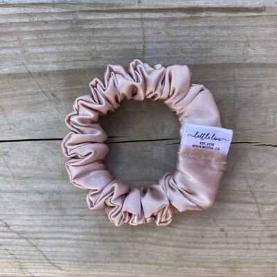 JULES TEENY SCRUNCHIE
