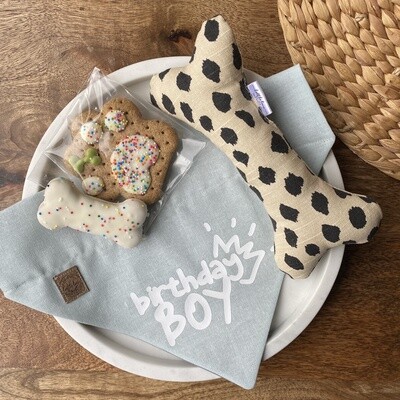 FUR BIRTHDAY GIFT BOX