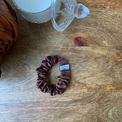 GAIA TEENY SCRUNCHIE