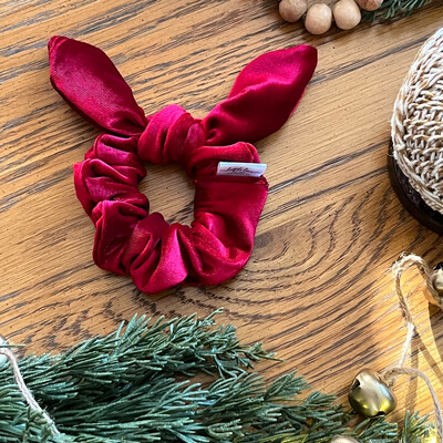 BERRY KNOTTED SCRUNCHIE