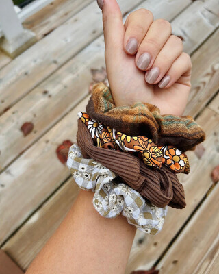 ANNA CLASSIC SCRUNCHIE