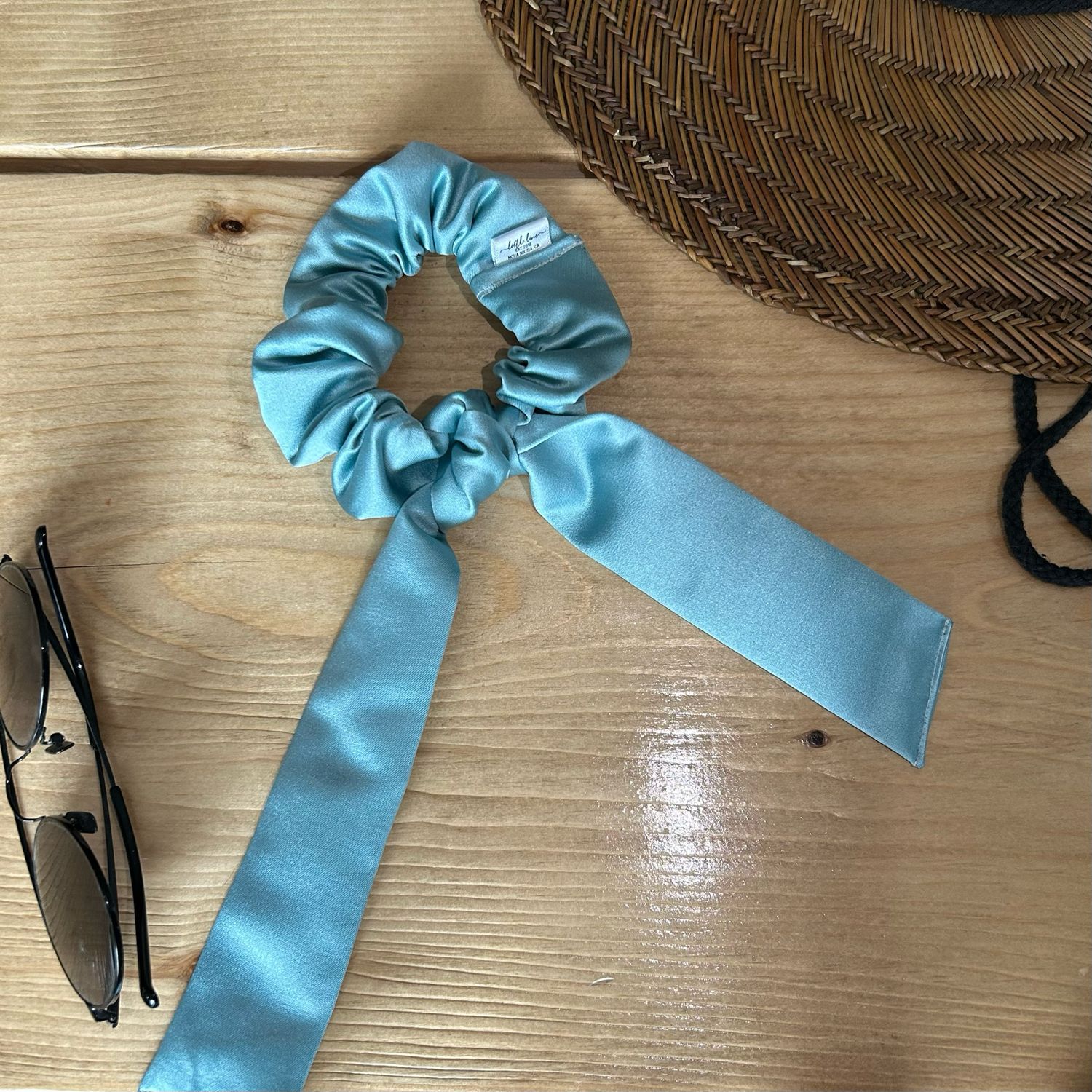 AUSTIN TIE SCRUNCHIE