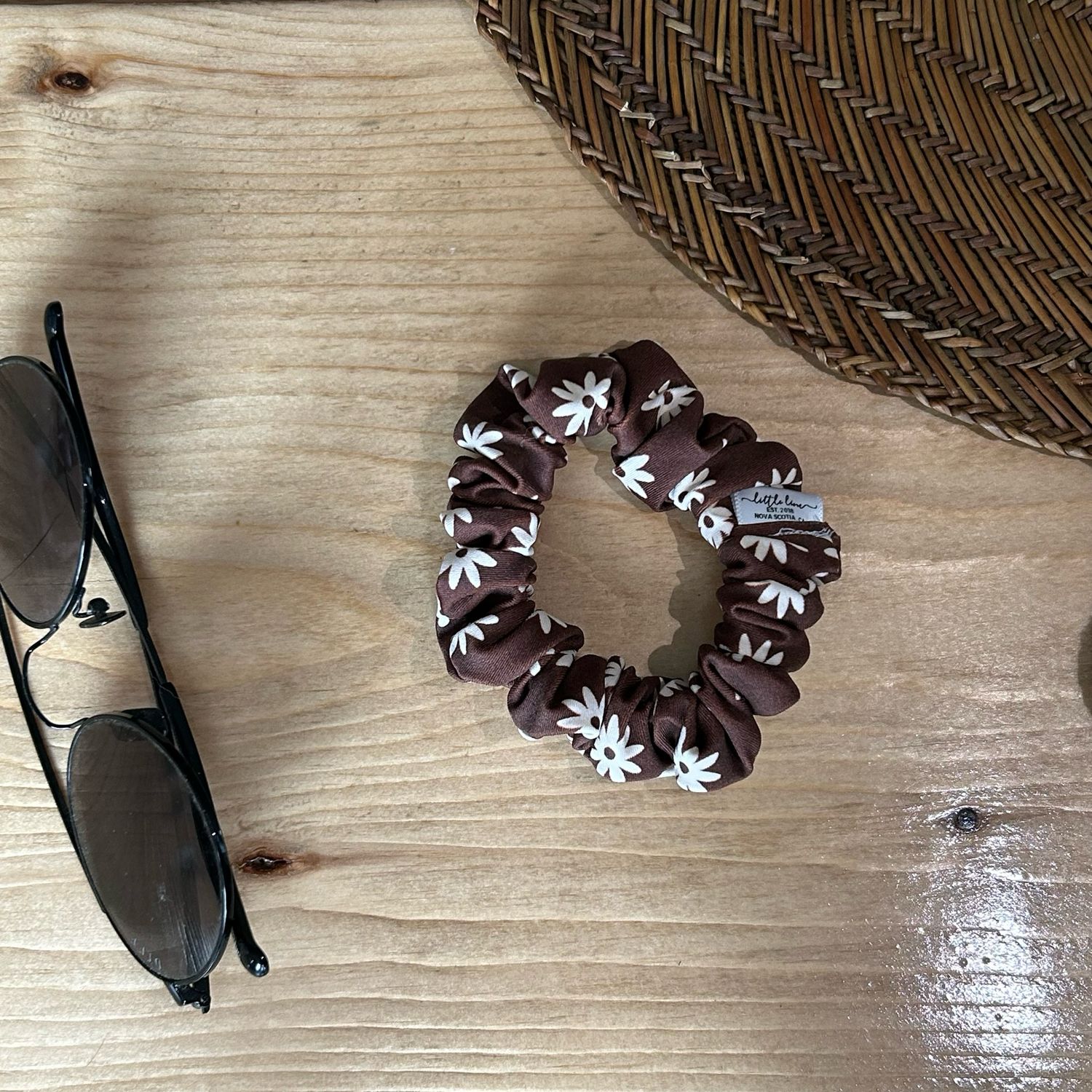 RILEY TEENY ATHLETIC SCRUNCHIE