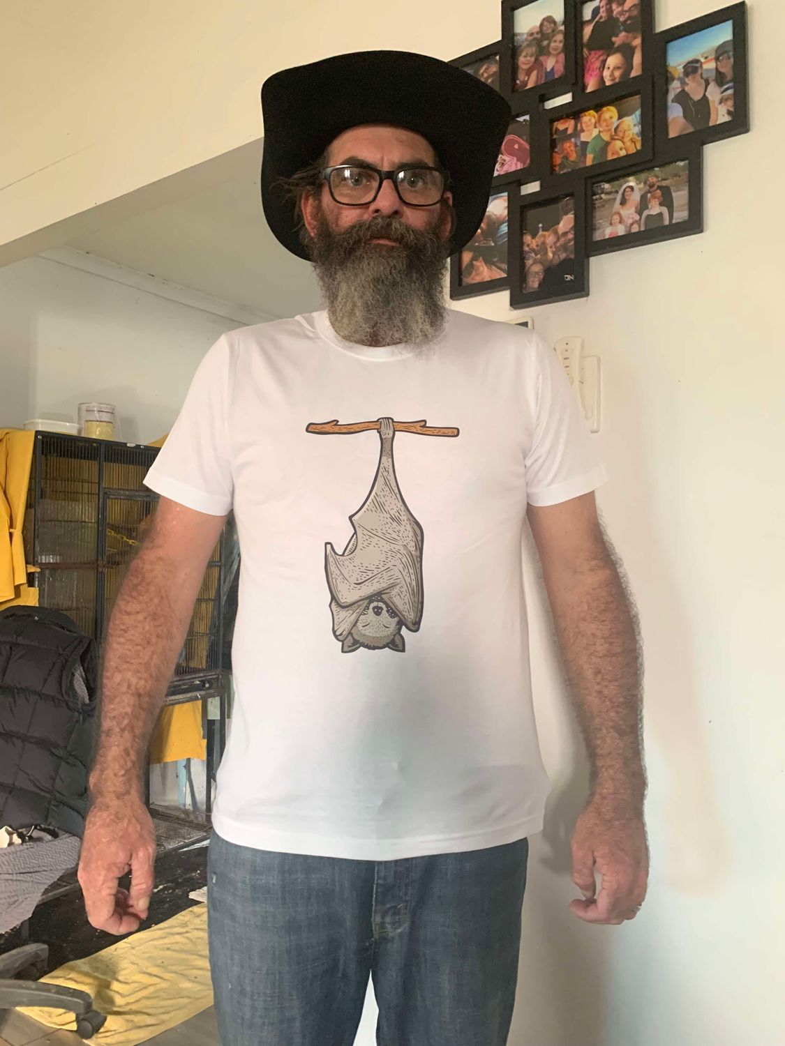 T-Shirts - Flying Fox Men's/Unisex, Size: Small, Colour: White