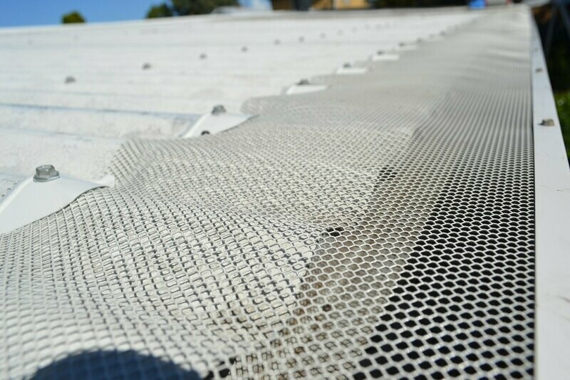 Clearflow Leaf Guard "Surf Mist"