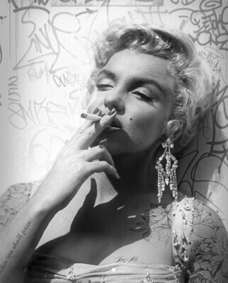Smoking Gun - Marilyn