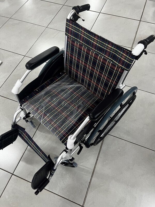 Wheelchair -Aluminum Light