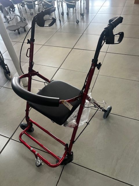 Rollator 4 Wheel