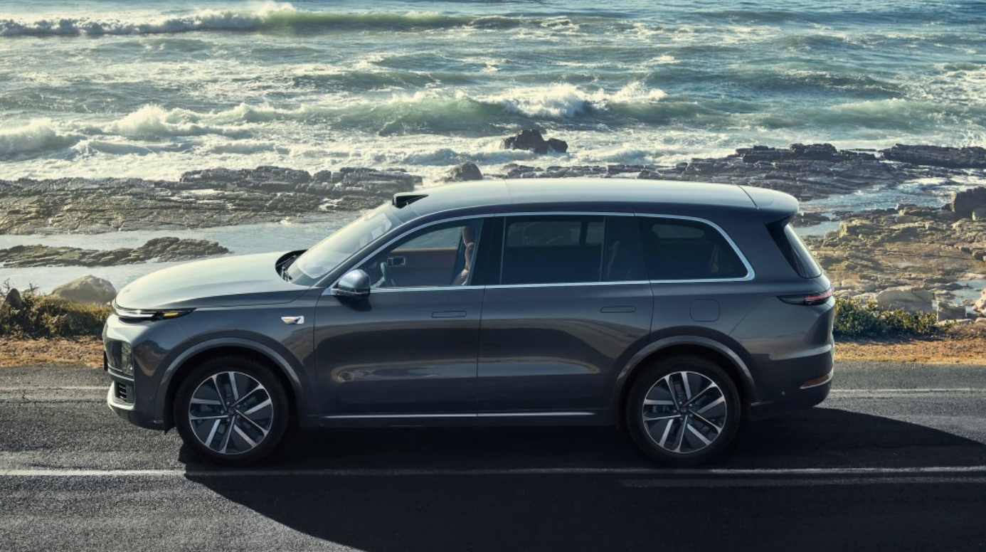 Lixiang l9. Leading ideal l9. Li auto l9 салон. Leading ideal one 2020. Lixiang l9 автомобиль салон.
