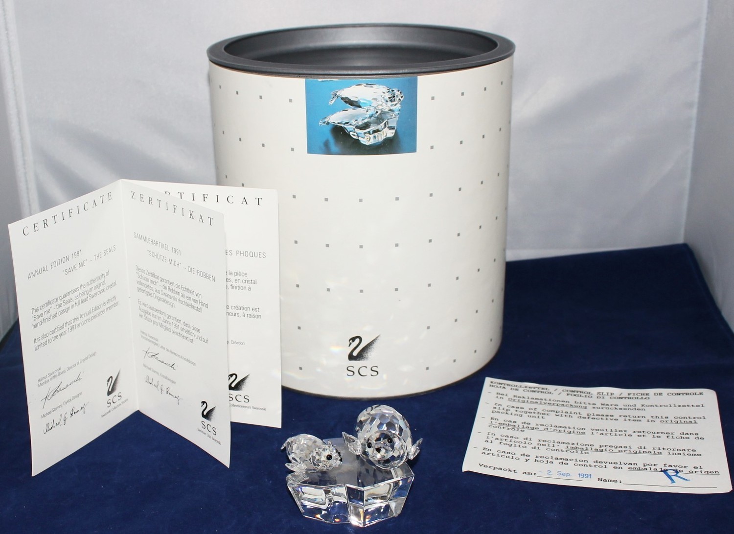 Swarovski Crystal 1991 "Save Me" Collector Society SEALS Figurine D01X911 w/ Box