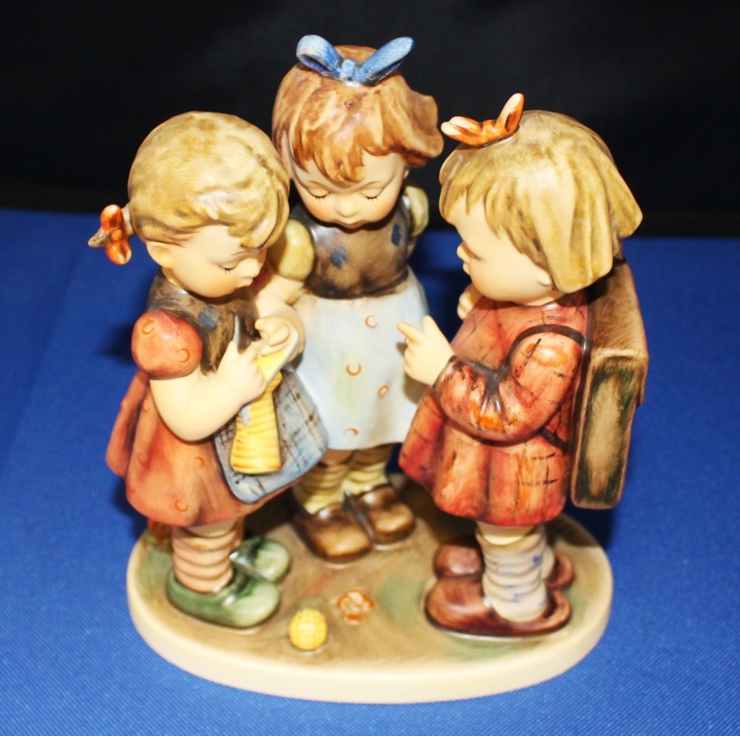 Vintage Hummel Goebel “School Girls” 7.5" Porcelain Figurine