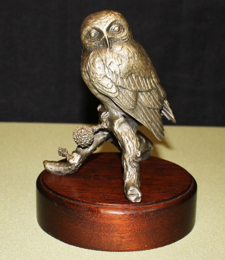 Irving Burgues 1976 Pygmy Owl Fine Pewter Sculpture Figurine on Wood Base Signed