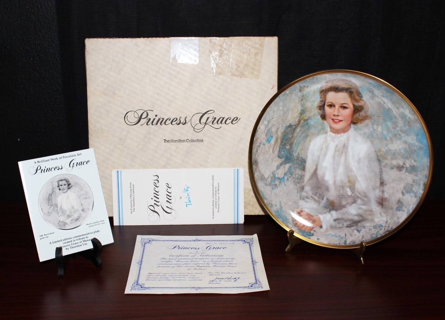 Hamilton “Princess Grace” 1983 Limited Edition Collectors Plate in Original Box