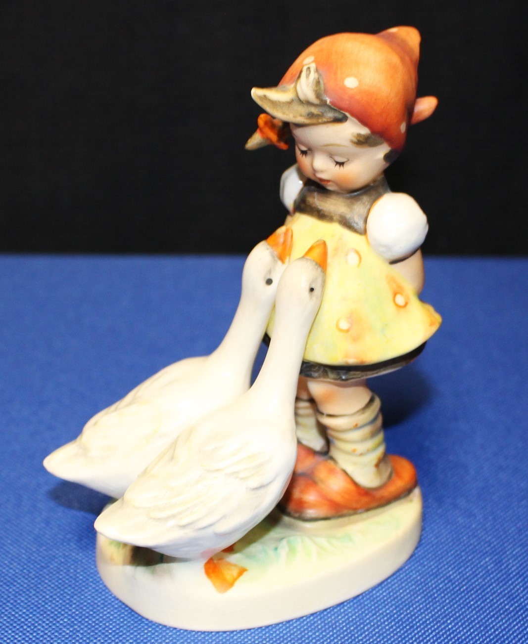 Goebel Hummel Goose Girl 4.75" Porcelain Figurine #47/0 TMK-3