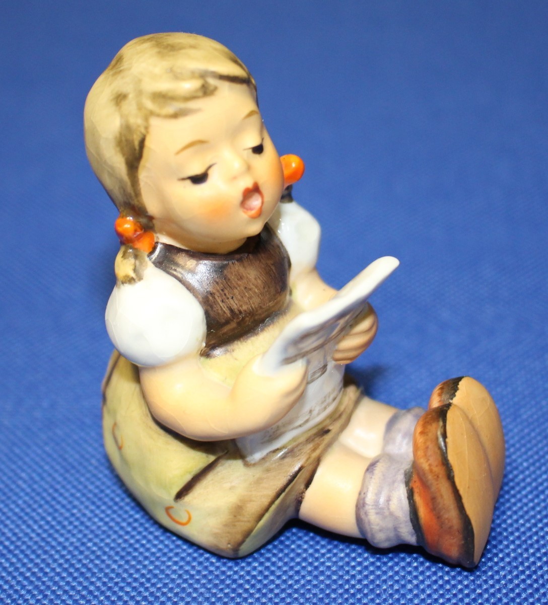 Goebel Hummel Girl w/ Music Sheet 2.5" Porcelain Figurine #389 TMK-3