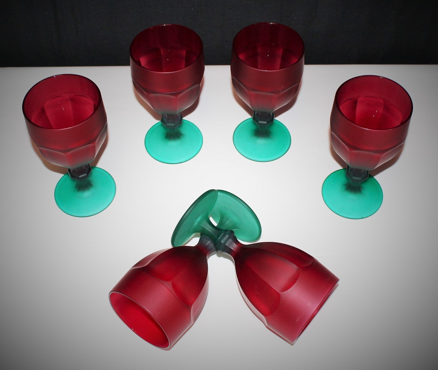 Set of 6 Libbey Duratuff Frosted Red Green Satin Finish 6 3/4" Stem Glass Goblets