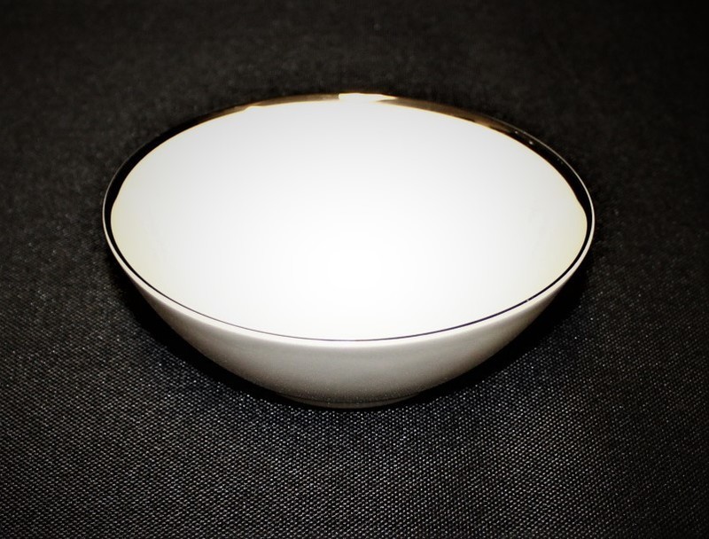 Noritake IVONNE 5” Fruit Bowl Dessert Ivory &amp; Platinum 7522 - Multiple Available