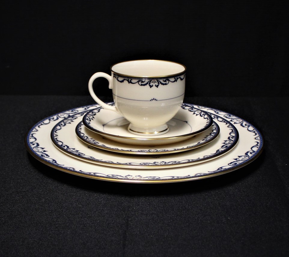 Lenox Liberty Presidential Collection 5 Piece Place Setting Jeweled Fine China