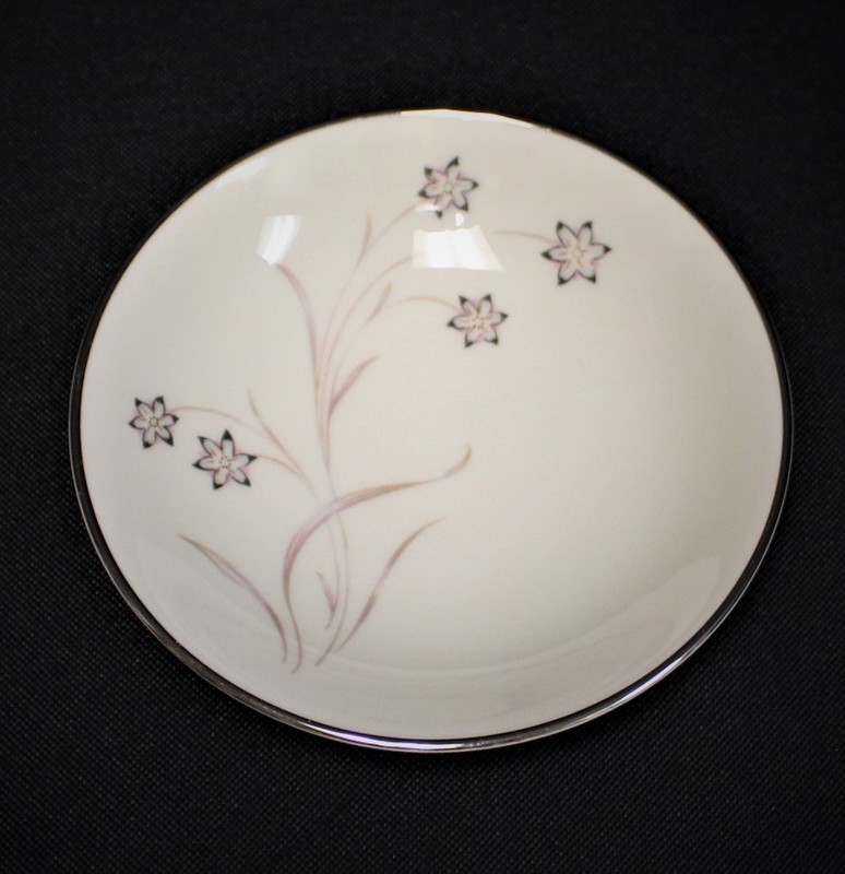 Flintridge STARFLOWER Platinum Trim Fruit Dessert Bowl - Multiple Available