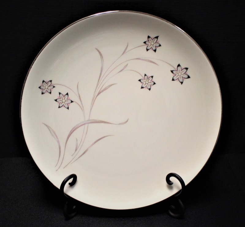 Flintridge STARFLOWER Dinner Plate with Platinum Trim - Multiple Available