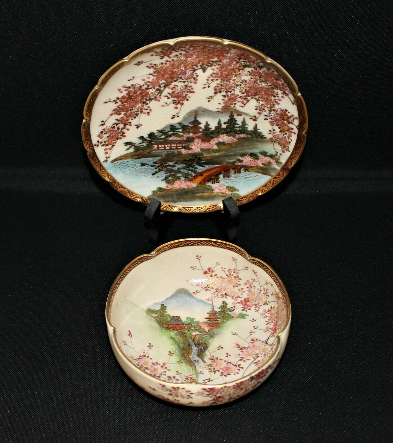 Japanese Satsuma Hand-Painted Garden Waterfall Floral Scenery Lobed Bowl & Plate