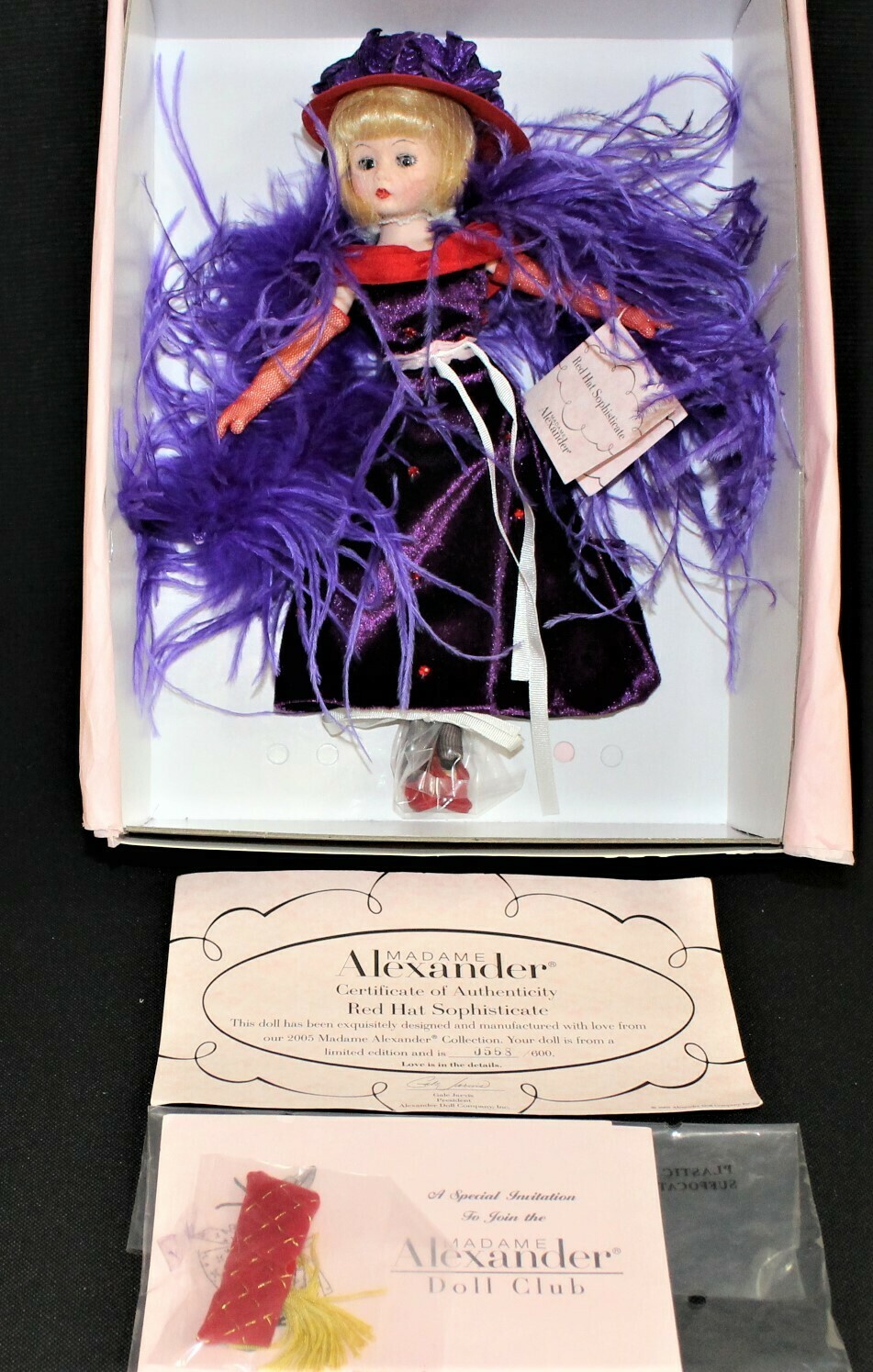 Madame Alexander Red Hat Sophisticate Doll 40855 #568/600 w/ COA & Original Box