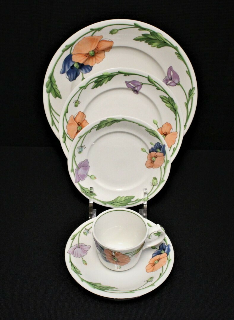 Villeroy & Boch Amapola 5-Piece Place Setting; Dinner, Salad, Bread, Saucer & Cup