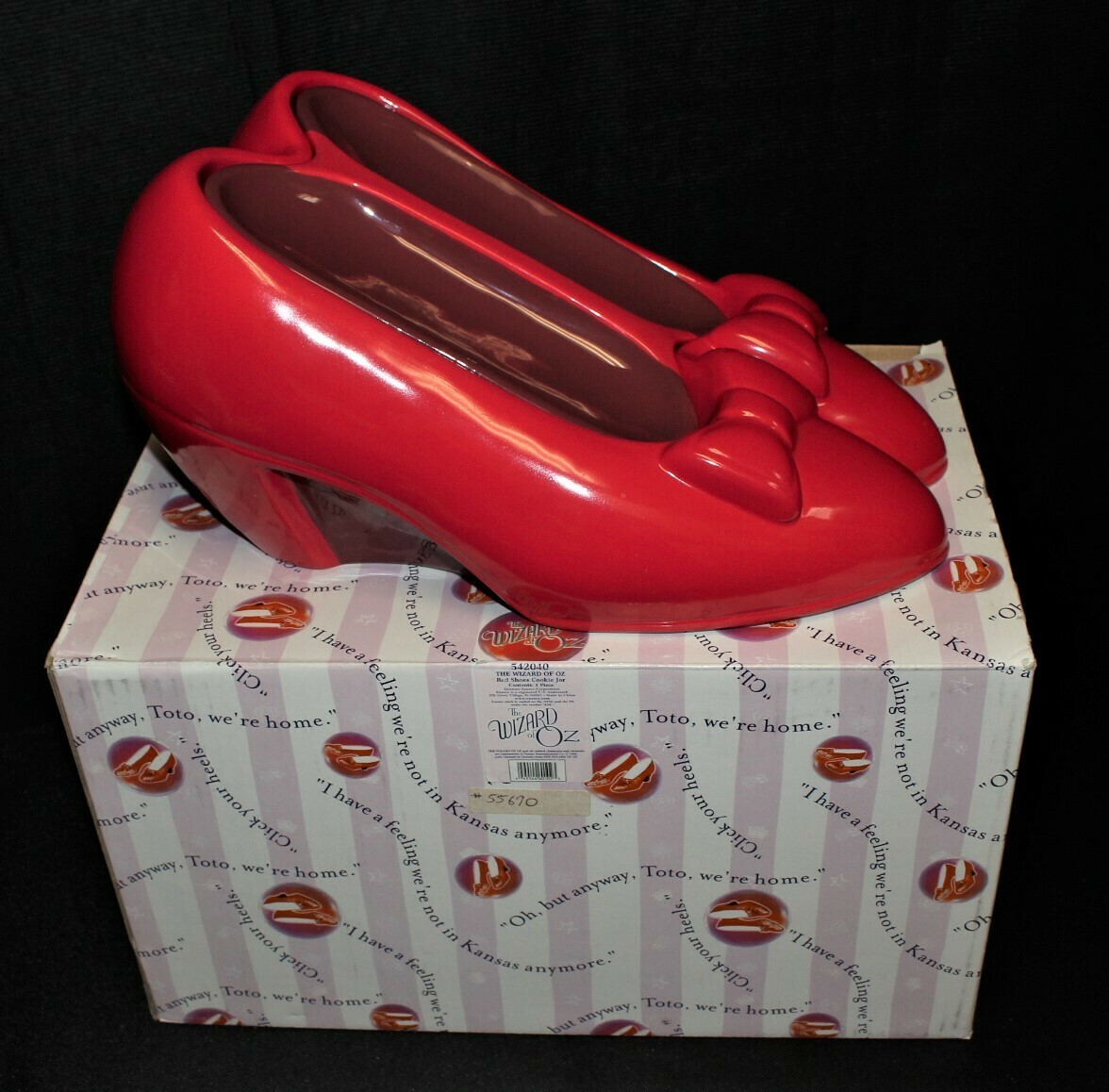 The Wizard of Oz Dorothy’s Red Slipper Shoes Cookie Jar by Enesco, Original Box