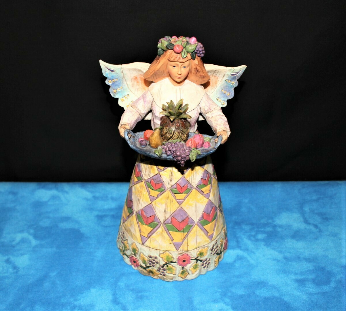 Jim Shore 2002 Angel of Generosity with Fruit Tray Figurine, No. B108922