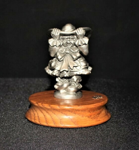 Ron Lee Lady with Floppy Hat Limited Edition 57/2500 Pewter Figurine on Base