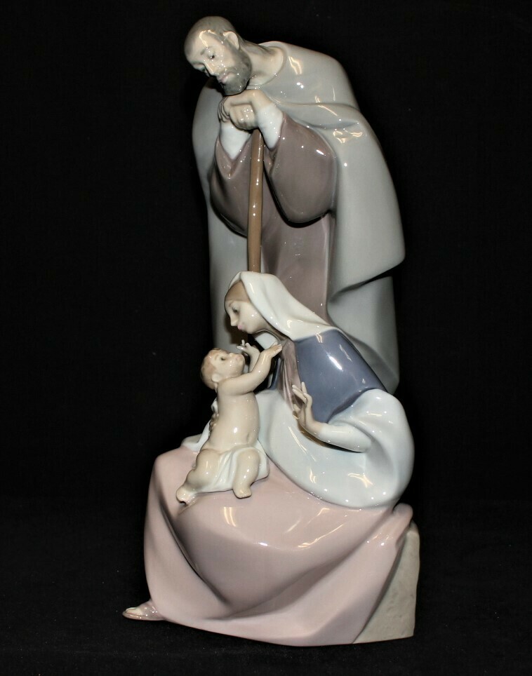 Lladro Blessed Family Joseph, Mary, Baby Jesus Glossy Figurine Mint in Box, 1499