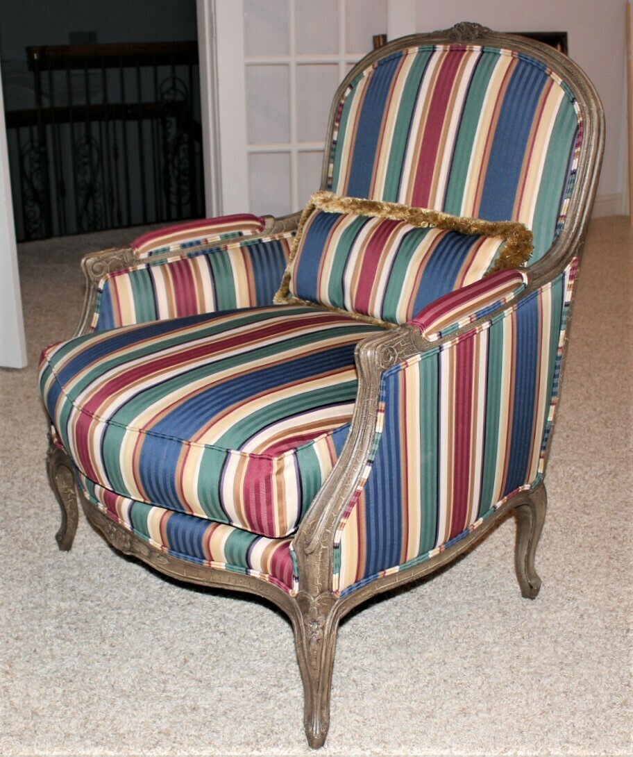 Henredon Carved Bergere Upholstered Oversized Living Room Lounge Chair